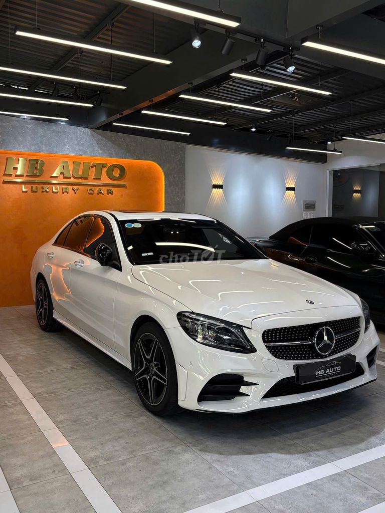 Mercedes-Benz C300 AMG. Mua bán Ô tô tại Thành phố Thủ Đức Tp Hồ Chí Minh được đăng bởi HB AUTO  hình 4