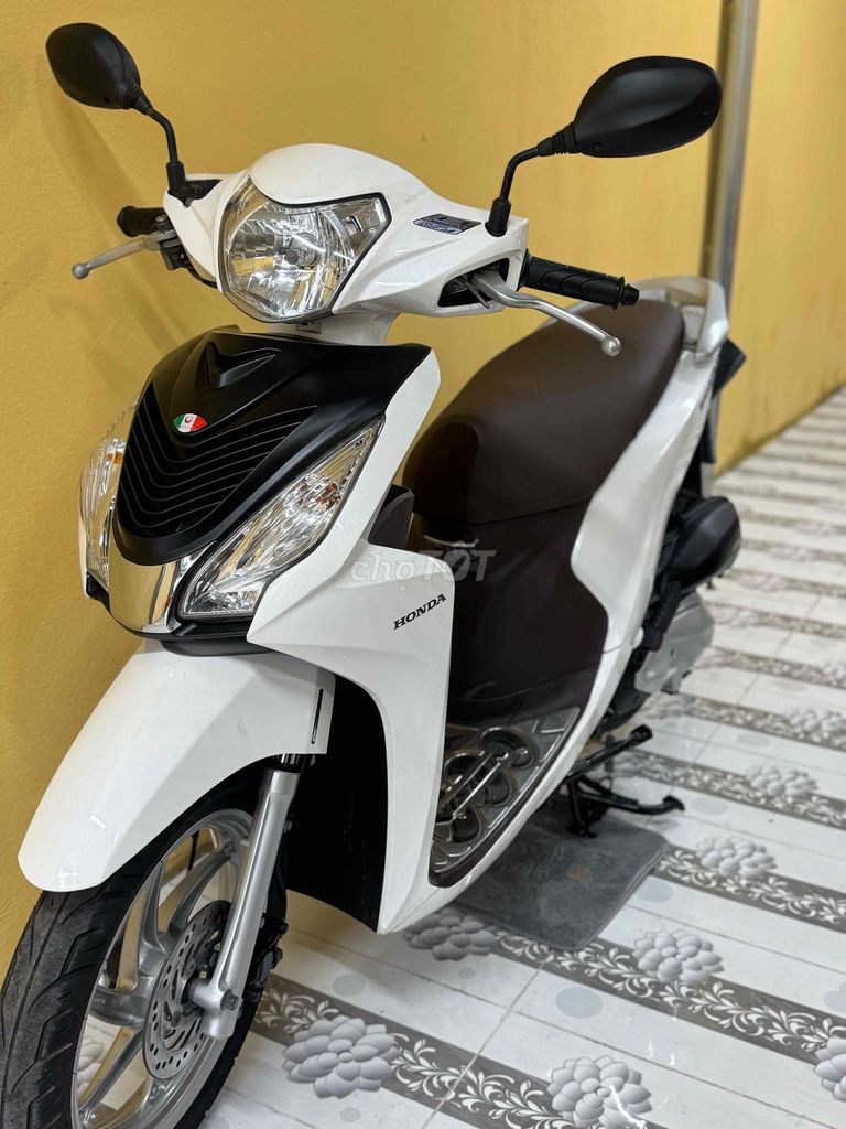 vission 2017 màu trắng mới keng 43C1-657.83. Mua bán Xe máy tại Quận Sơn Trà Đà Nẵng được đăng bởi Minh Dũng bán trả góp 136 vân đồn  hình 5
