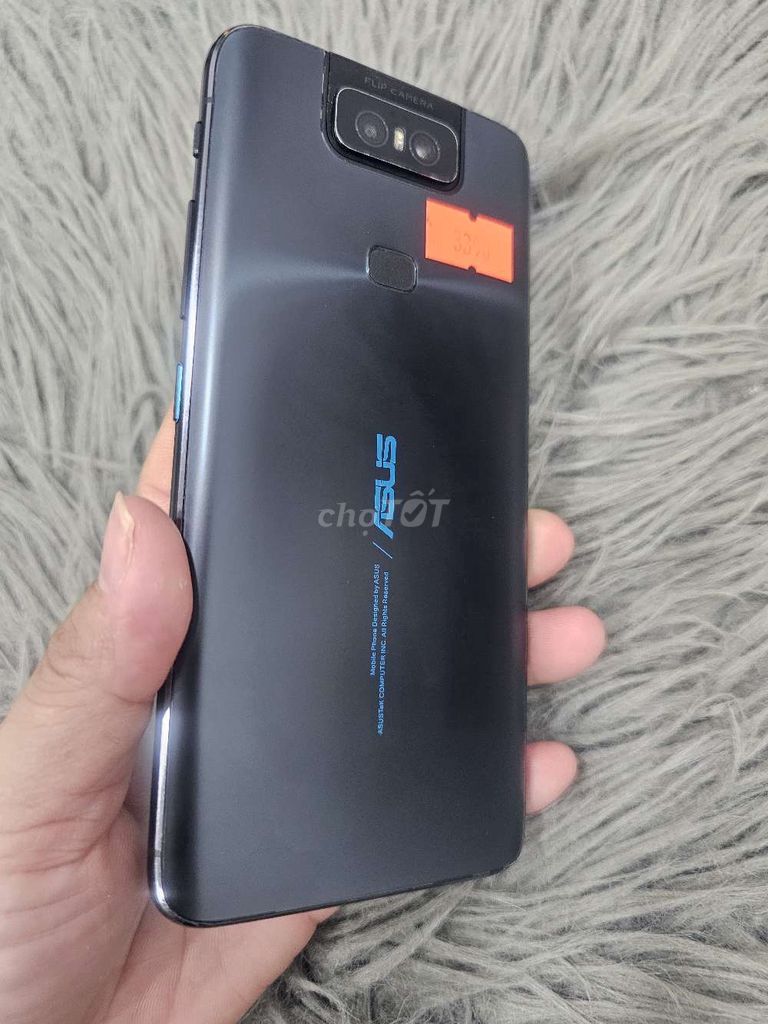 ASUS Zenfone 6 giá hạt dẻ