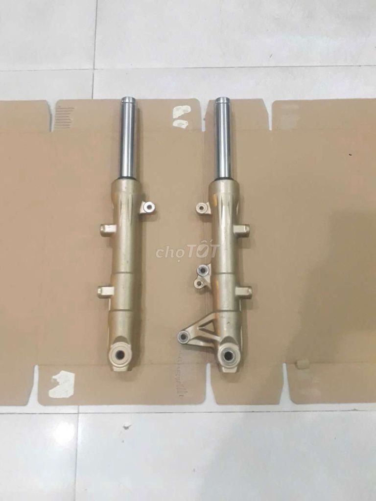 Dư Phuộc  Winner X tháo xe đẹp zin chưa phục hồi. Mua bán Phụ tùng xe tại Quận Tân Bình Tp Hồ Chí Minh được đăng bởi Phuộc xe máy hình 1