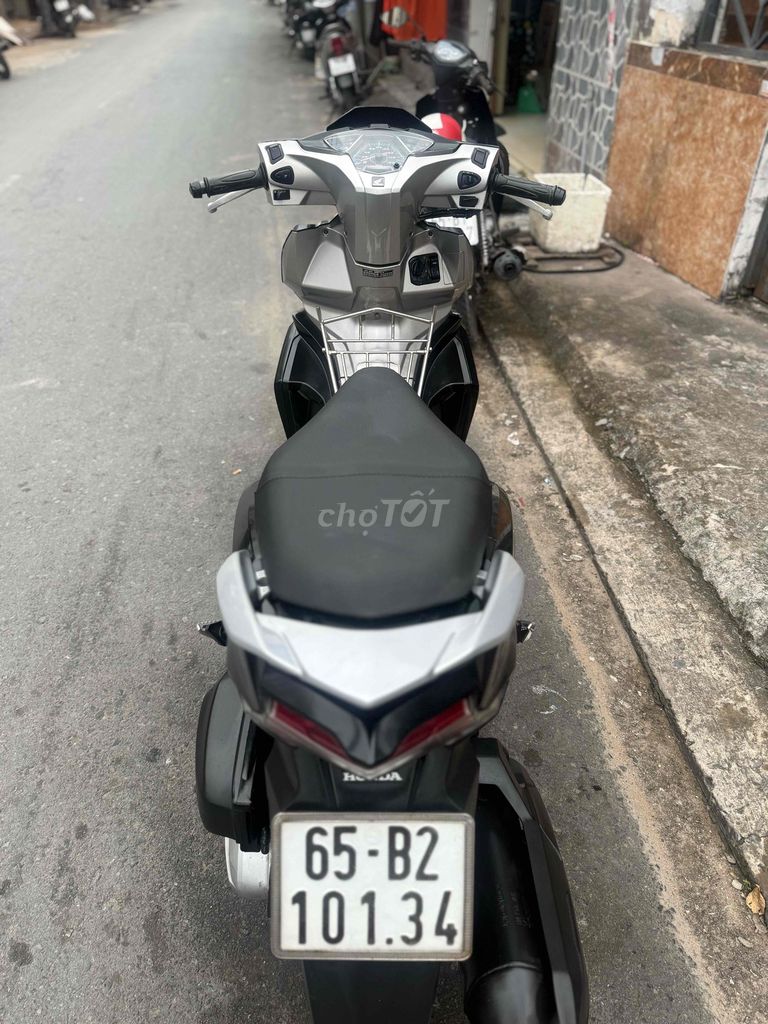 Airblade Fi 2018 B65 GÓP CẨN CCCD ĐỦ 18t TRẢ 0₫. Mua bán Xe máy tại Quận Ninh Kiều Cần Thơ được đăng bởi XE MÁY HOÀNG YẾN hình 9