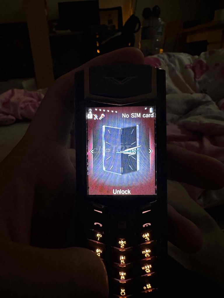 Vertu Signature S Đen Da cá sấu Đã sử dụng. Mua bán Điện thoại tại Quận Đống Đa Hà Nội được đăng bởi 21 Nguyễn Gia Khánh hình 1