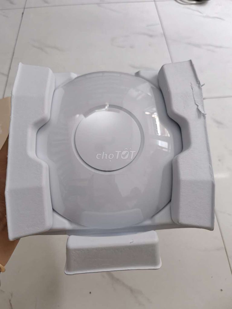 Thiết bị mạng Unifi U7 Lite Trắng Việt Nam. Mua bán Phụ kiện (Màn hình, Chuột...) tại Quận Bình Thạnh Tp Hồ Chí Minh được đăng bởi Meiii hình 1
