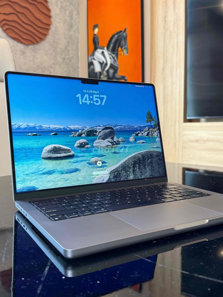 Apple MacBook Pro 14 inch M1 Pro. Mua bán Laptop tại Huyện Gia Lâm Hà Nội được đăng bởi Hoàng Huy hình 1
