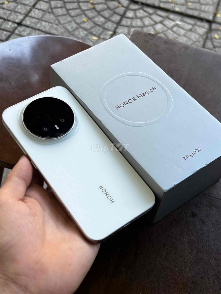 Honor Magic 8 256GB fullbox nguyên zin chuẩn. Mua bán Điện thoại tại Quận Thanh Khê Đà Nẵng được đăng bởi Vietphones Store 16 Kỳ Đồng hình 1