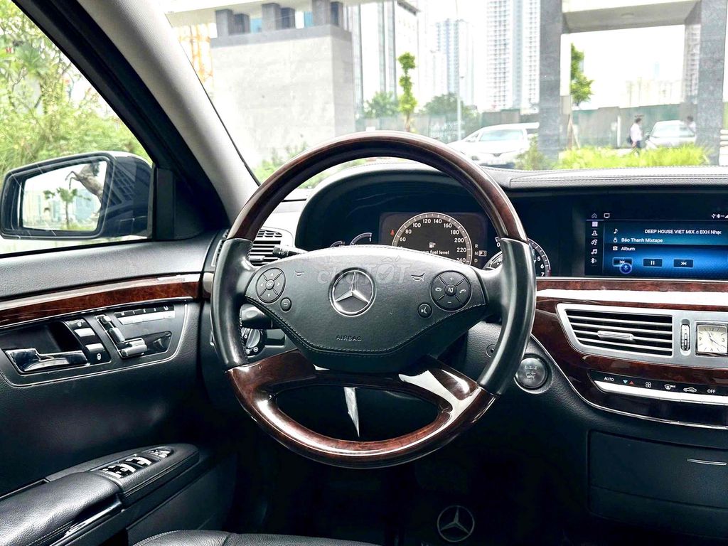 Mercedes Benz S300L sx 2011 màu đen siêu đẹp hiêm. Mua bán Ô tô tại Quận Cầu Giấy Hà Nội được đăng bởi Cao Quý hình 9