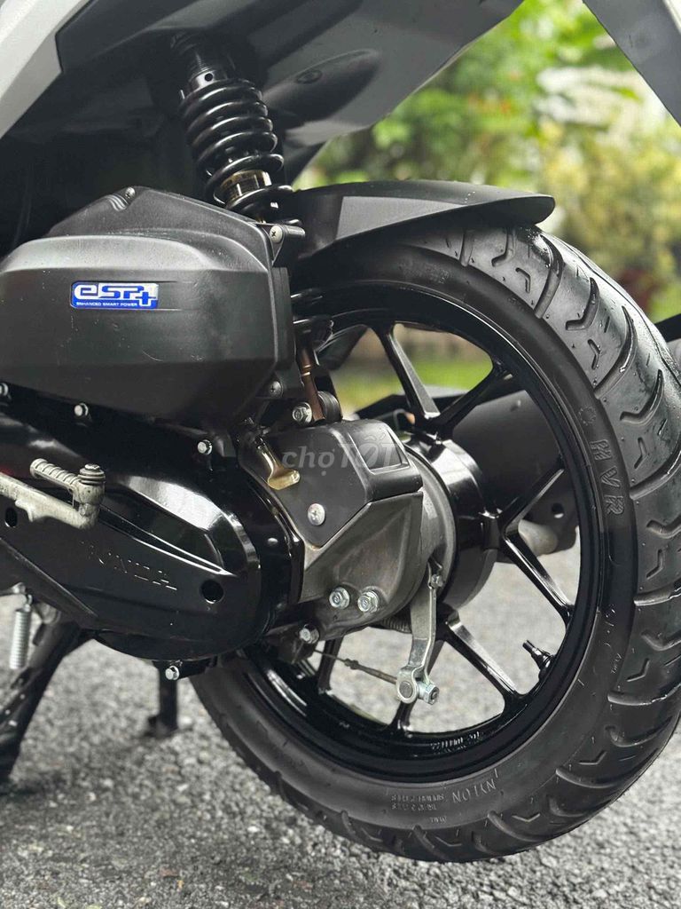 Vario 150 2018 Серебристо-черный Sporty 30 000 км б/у
