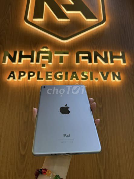 Apple iPad Mini 4 16GB Đen. Mua bán Máy tính bảng tại Quận Gò Vấp Tp Hồ Chí Minh được đăng bởi Nguyễn Thị Thu Hiền hình 1