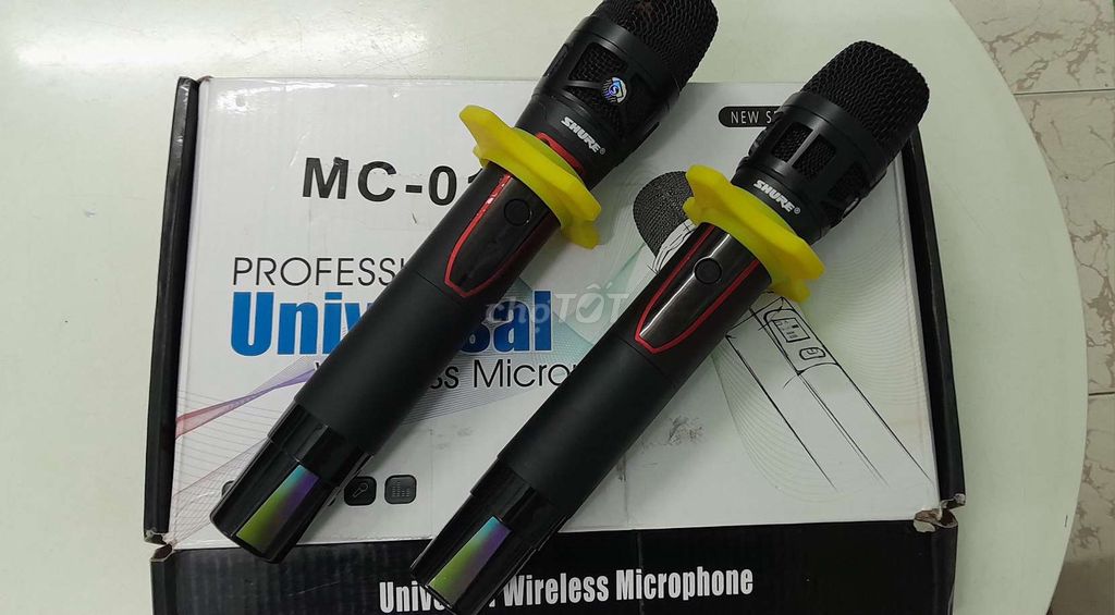 Micro không dây Shure MC-01 Đen. Mua bán Tivi, Âm thanh tại Quận Bình Tân Tp Hồ Chí Minh được đăng bởi Lê H hình 1