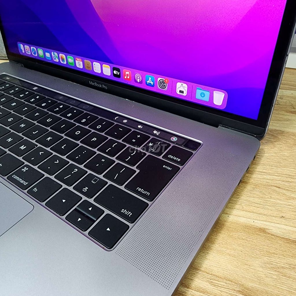 Apple MacBook Pro 2016 i7 15 inch 16GB/256GB. Mua bán Laptop tại Quận Ba Đình Hà Nội được đăng bởi Minh Trang hình 1