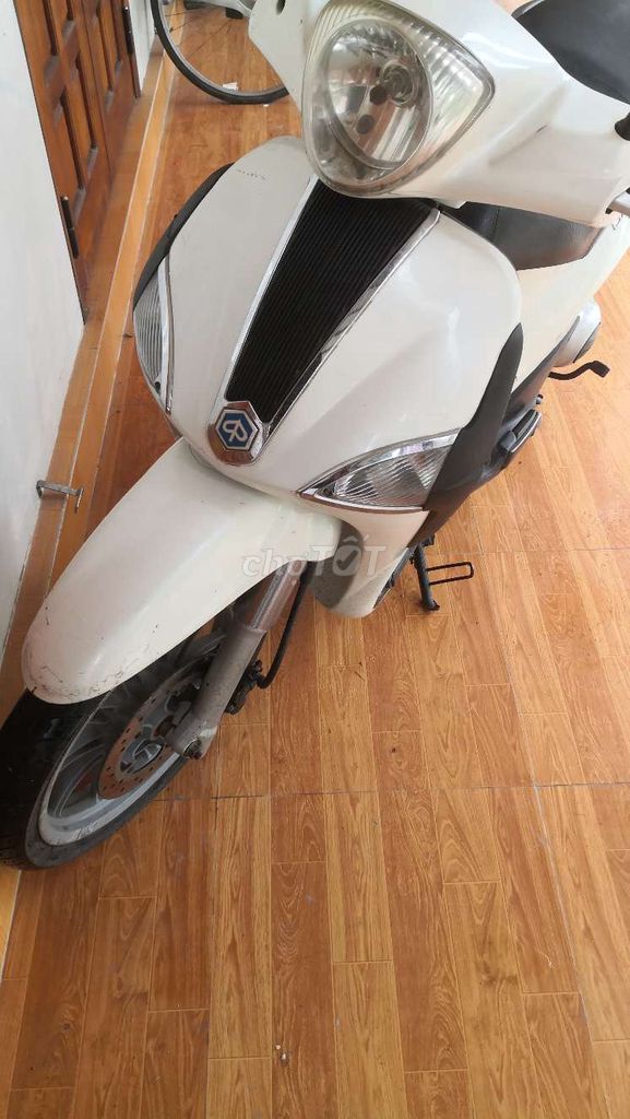 Piaggio Liberty Trắng đã qua sử dụng. Mua bán Xe máy tại Thị xã Hương Trà Thừa Thiên Huế được đăng bởi Xa Cáck Xa hình 2
