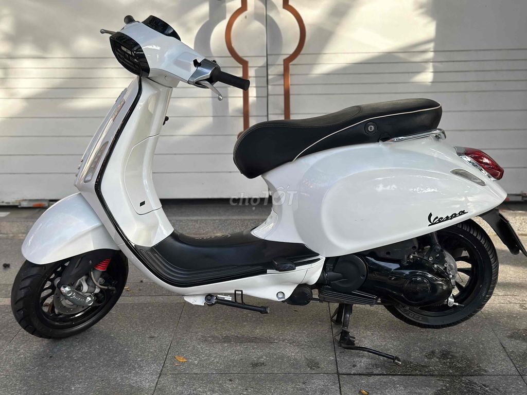 vespa sprin máy móc nguyên zin sang tên nhanh gọn. Mua bán Xe máy tại Quận Hải Châu Đà Nẵng được đăng bởi gold hình 5