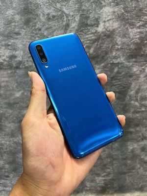 Samsung A50 Ram4/64Gb - Máy đẹp - Màn Amoled. Mua bán Điện thoại tại Quận Ninh Kiều Cần Thơ được đăng bởi TP Store