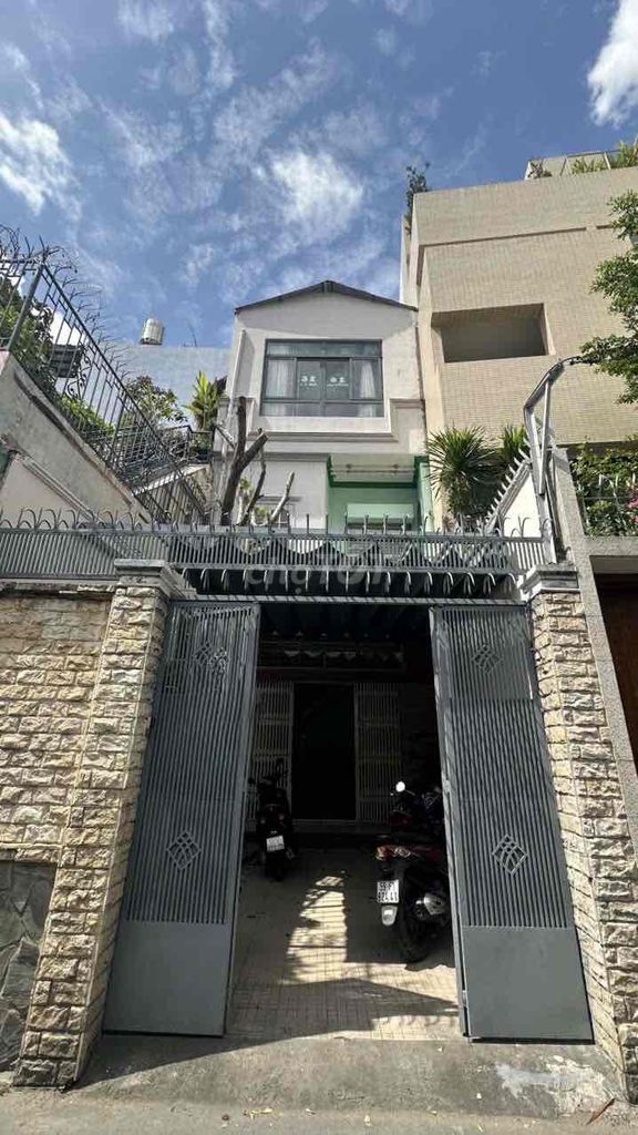 Аренда · 4 комн. · 64 м² · Quận Phú Nhuận, ул. Đường Trần Hữu Trang