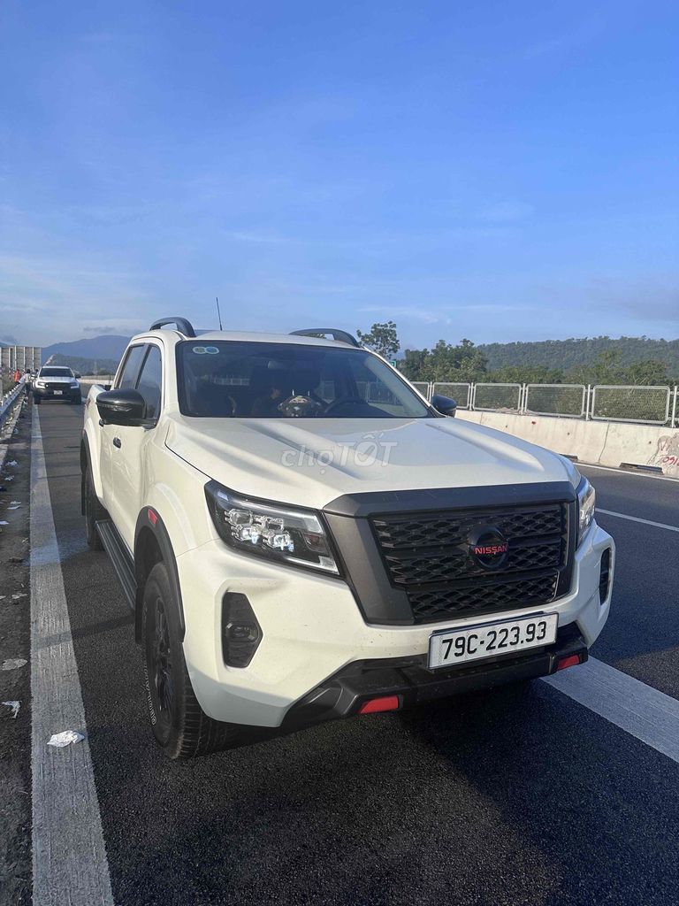 Nissan Navara 2022 PRO4X - 32000 km. Mua bán Ô tô tại Thành phố Nha Trang Khánh Hòa được đăng bởi trung le hình 9