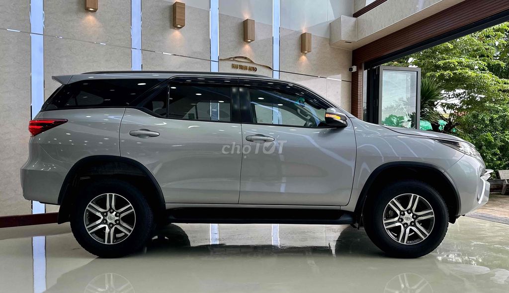 Toyota Fortuner 2.4G MT 2017 - 66.000km 1 đời chủ. Mua bán Ô tô tại Quận Bình Tân Tp Hồ Chí Minh được đăng bởi Hai Tran Auto hình 3