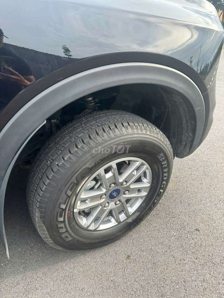 Ford Ranger 2024 XLS 2.0L 4x2 AT NEW 99%. Mua bán Ô tô tại Thành phố Dĩ An Bình Dương được đăng bởi Phong auto motor hình 5