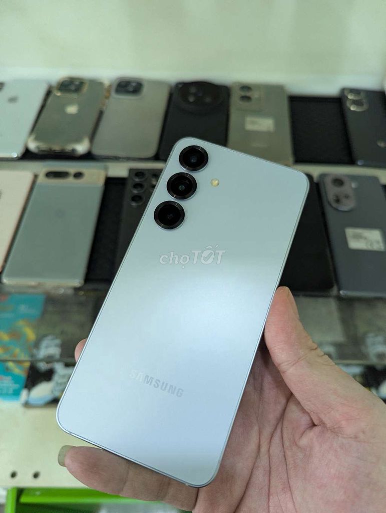 Samsung Galaxy S25 12GB/256GB đẹp như mới. Mua bán Điện thoại tại Quận Hải Châu Đà Nẵng được đăng bởi thắng hình 1