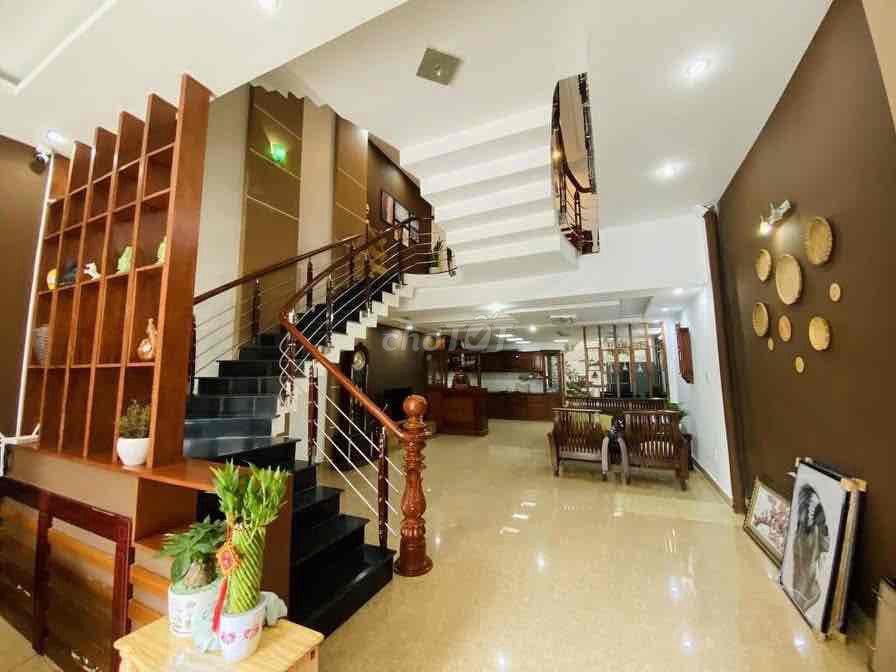 Nhà 3 tầng kiệt ngô quyền