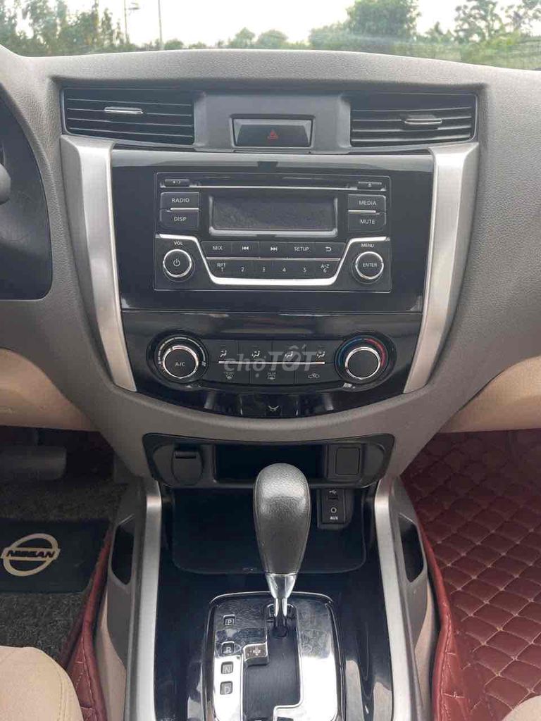 Nissan Navara 2018 EL 2.5 AT 2WD - 160000 km. Mua bán Ô tô tại Quận Hà Đông Hà Nội được đăng bởi Hiệp Xoăn Hà Đông hình 9
