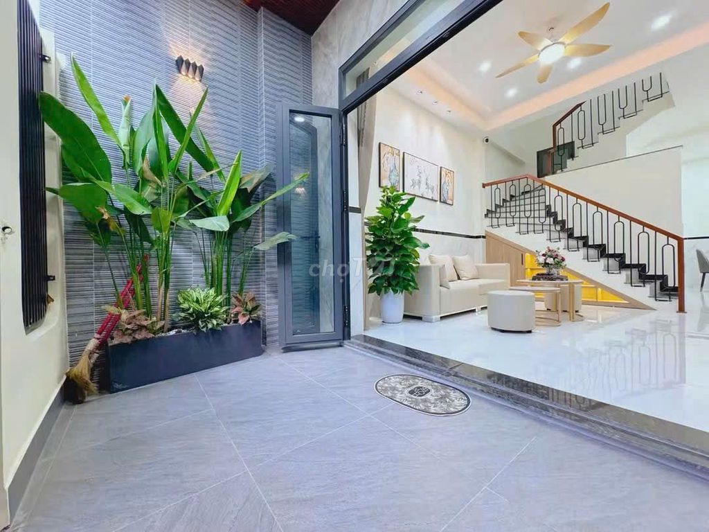 2-этажный дом в переулке Trần Cao Vân – район Tam Thuận