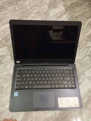 Xác laptop asus E402N. Mua bán Laptop tại Quận Ninh Kiều Cần Thơ được đăng bởi Le Tuan