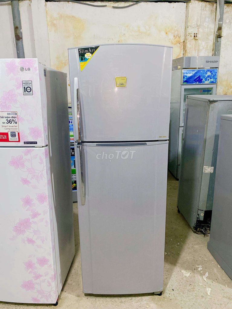 0325538950 - Tủ lạnh Toshiba 320l siêu to,siêu tiết kiệm