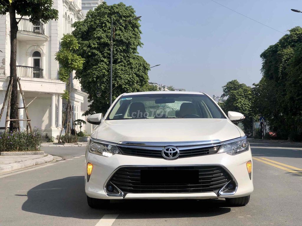 Toyota Camry 2018 2.0 E 70000 km. Mua bán Ô tô tại Quận Cầu Giấy Hà Nội được đăng bởi Tien Thanh hình 2