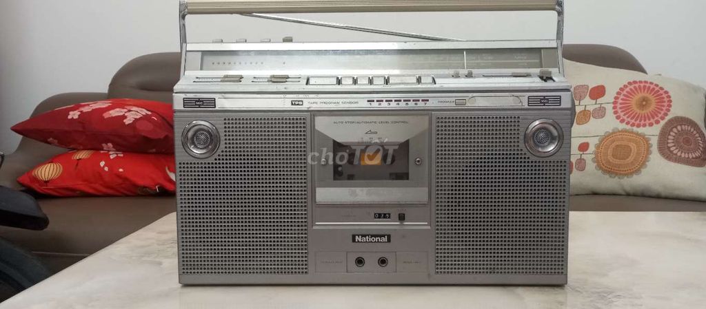 Radio cassette national model RX 5300