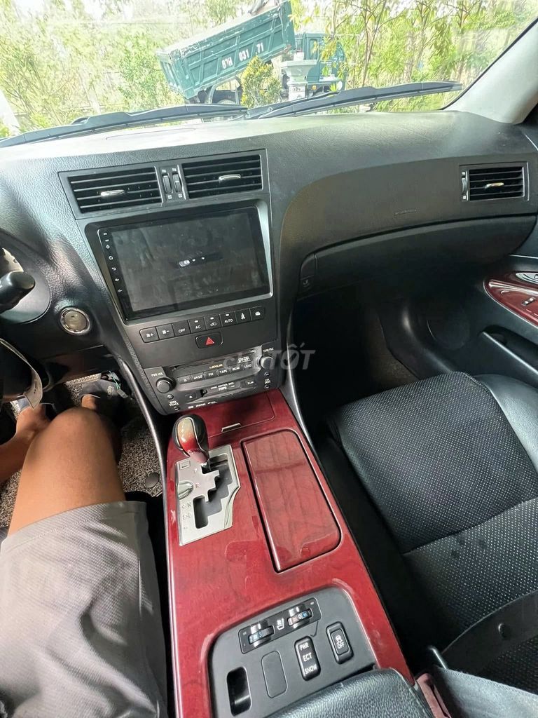 Lexus GS350 2006, số tự động màu trắng. Mua bán Ô tô tại Quận Gò Vấp Tp Hồ Chí Minh được đăng bởi Xuân Trường hình 6