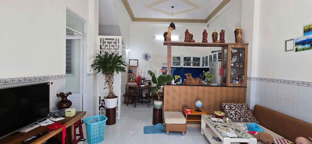 Nhà hẻm p. ngô mây quy nhơn , 40m2 , 2 tầng , giá 2 tỷ 750tr Nhà hẻm p. ngô mây quy nhơn , 40m2 , 2 tầng , giá 2 tỷ 750tr