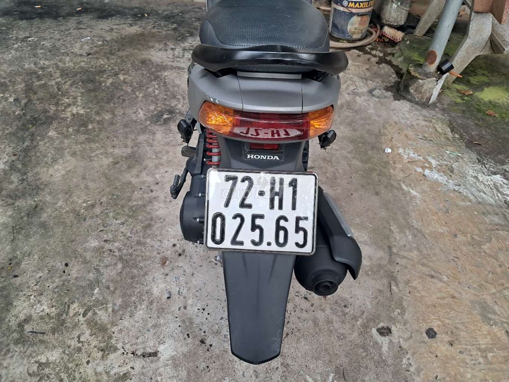 Click 2011..xe đẹp..êm ru..bs 72H1. Mua bán Xe máy tại Huyện Đất Đỏ Bà Rịa - Vũng Tàu được đăng bởi Trường hình 2