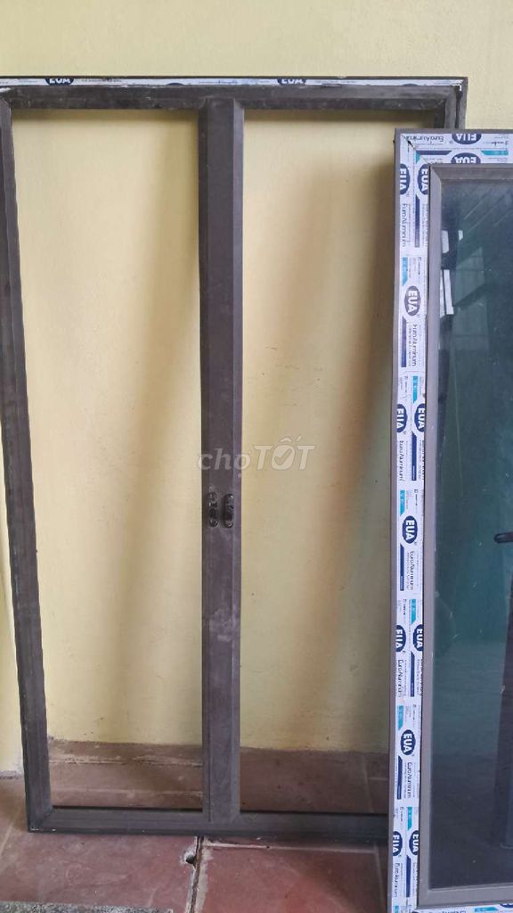 Cửa Nhôm Sắt Inox Nâu Bạc 80x146. Mua bán Nội thất, đồ gia dụng khác tại Huyện Đan Phượng Hà Nội được đăng bởi Lê Tuấn Anh hình 1