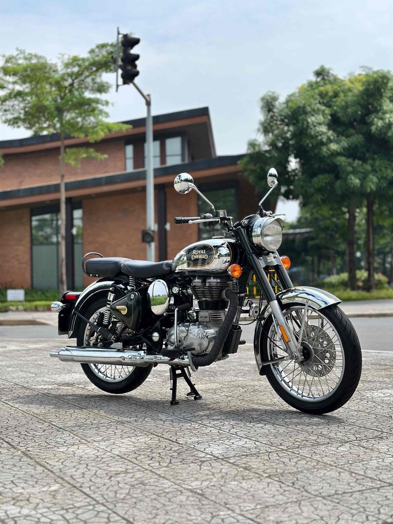 Royal Enfield Classic 500 ABS. Mua bán Xe máy tại Quận Cầu Giấy Hà Nội được đăng bởi Tuấn Việt Motor hình 1