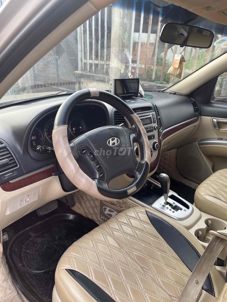 Hyundai Santa Fe 20***0 km. Mua bán Ô tô tại Huyện Bàu Bàng Bình Dương được đăng bởi Tâm Lê Bá hình 3