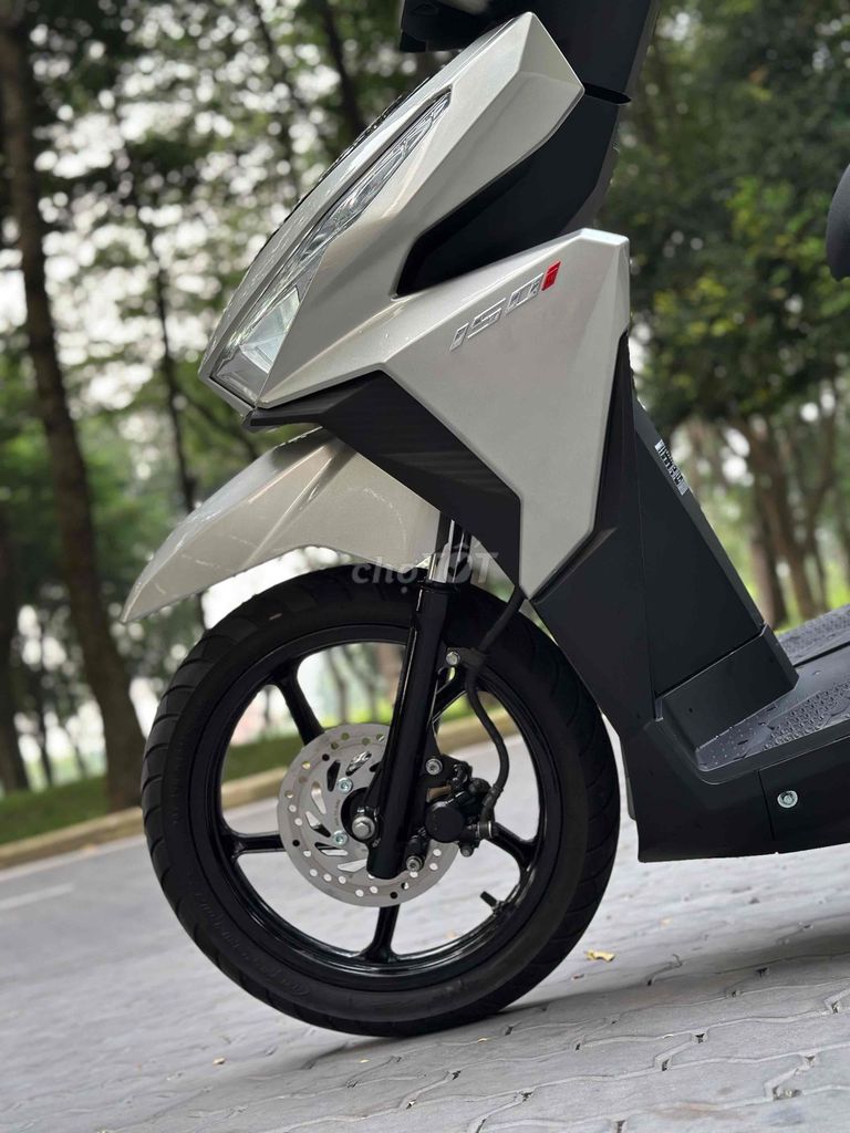 Honda Vario 150 2017 с бронзовым перламутром