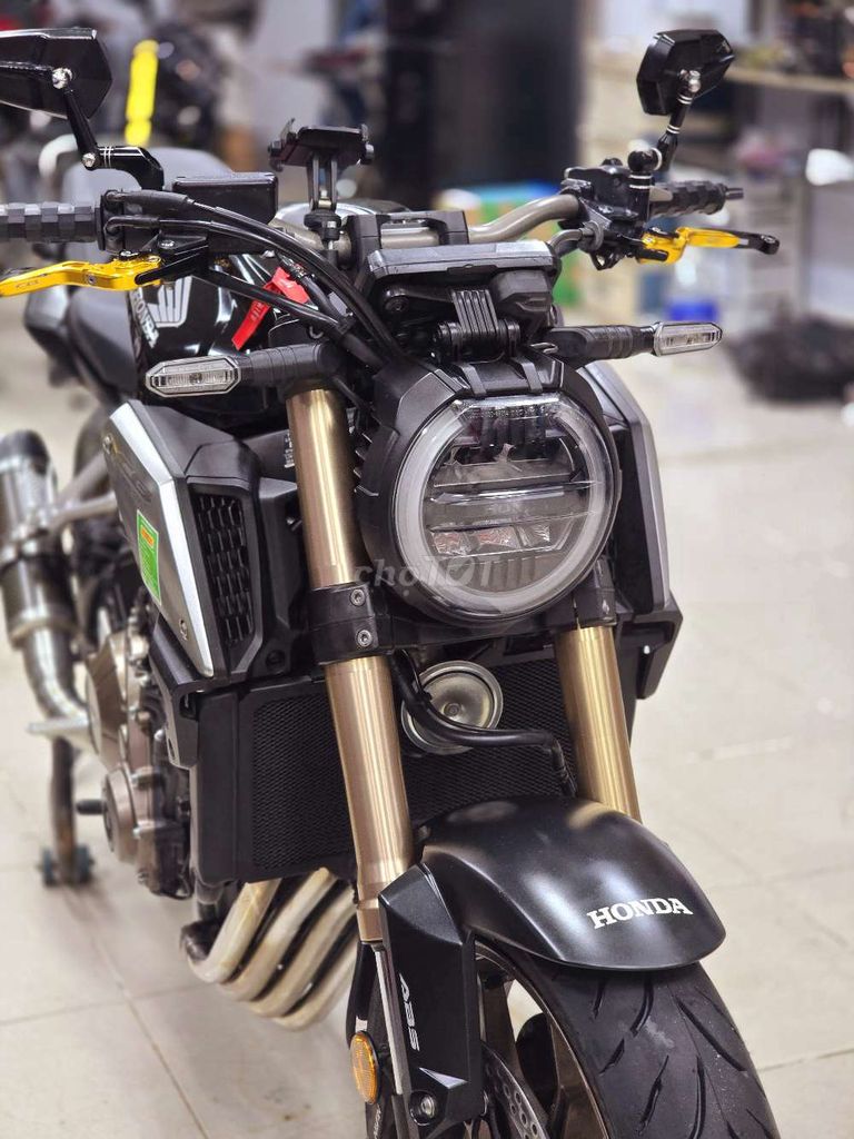 QUÝMOTOR CYCLE ĐÀ NẴNG, HONDA CB650R CÒN MỚI. Mua bán Xe máy tại Quận Thanh Khê Đà Nẵng được đăng bởi Quý Moto Cycle 21 điện biên phủ Đà Nẵng hình 2