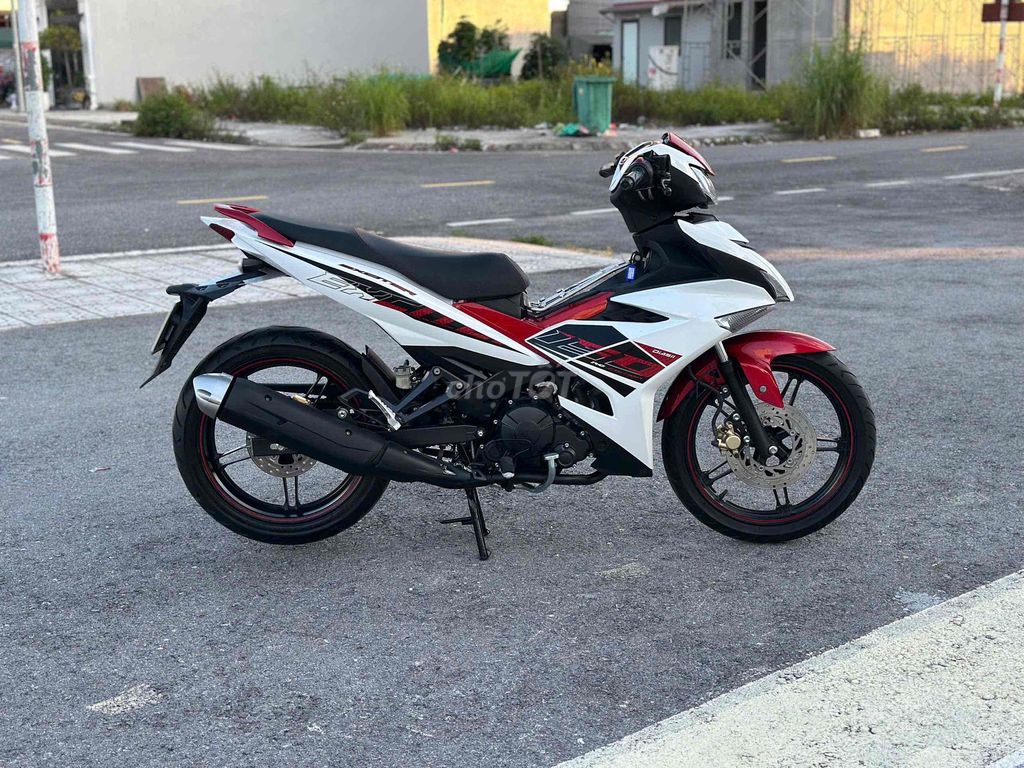 Возбудитель Yamaha красно-белый