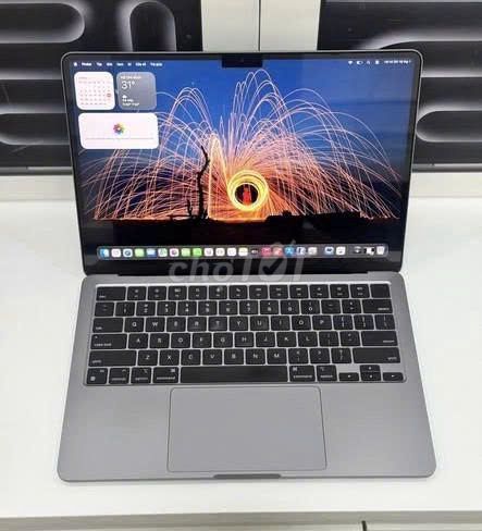 Apple Macbook Air M2 13inch 8GB 256GB NEWSEAL. Mua bán Laptop tại Thành phố Nha Trang Khánh Hòa được đăng bởi TTCenter 484 NÚI THÀNH hình 1