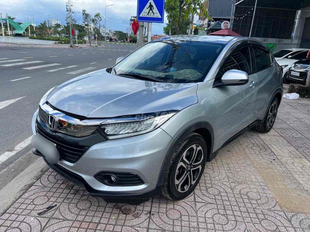 Honda HR-V 2019 - 134000 km. Mua bán Ô tô tại Thành phố Vĩnh Long Vĩnh Long được đăng bởi Thuỳ Phan hình 3
