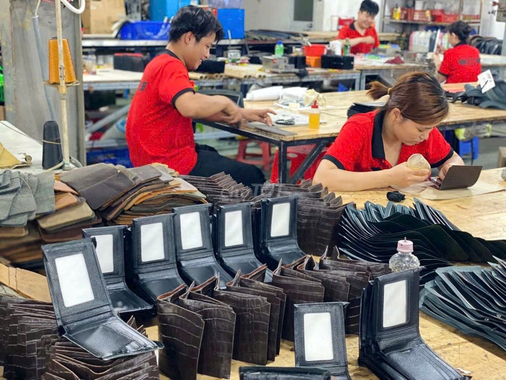 Ví da XTC Da bò, da cá sấu nhiều màu. Mua bán Túi xách tại Quận Gò Vấp Tp Hồ Chí Minh được đăng bởi Phạm Thanh Bình hình 1