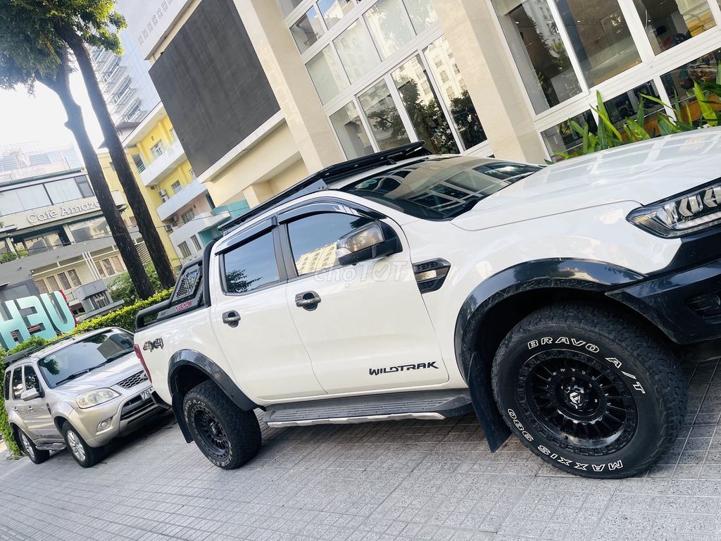 Wildtrak 3.2AT HAI CẦU 4x4 ĐĂNG KÝ 2017 Biển SG. Mua bán Ô tô tại Quận 3 Tp Hồ Chí Minh được đăng bởi DƯƠNG KHANG hình 16