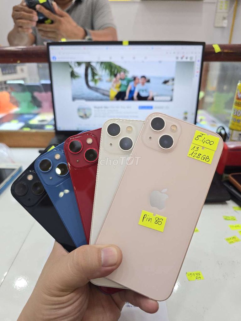 Apple Iphone 13 - Quốc Tế. Mua bán Điện thoại tại Thành phố Long Xuyên An Giang được đăng bởi Facebook Cầm Đồ Thúy Vân hình 1