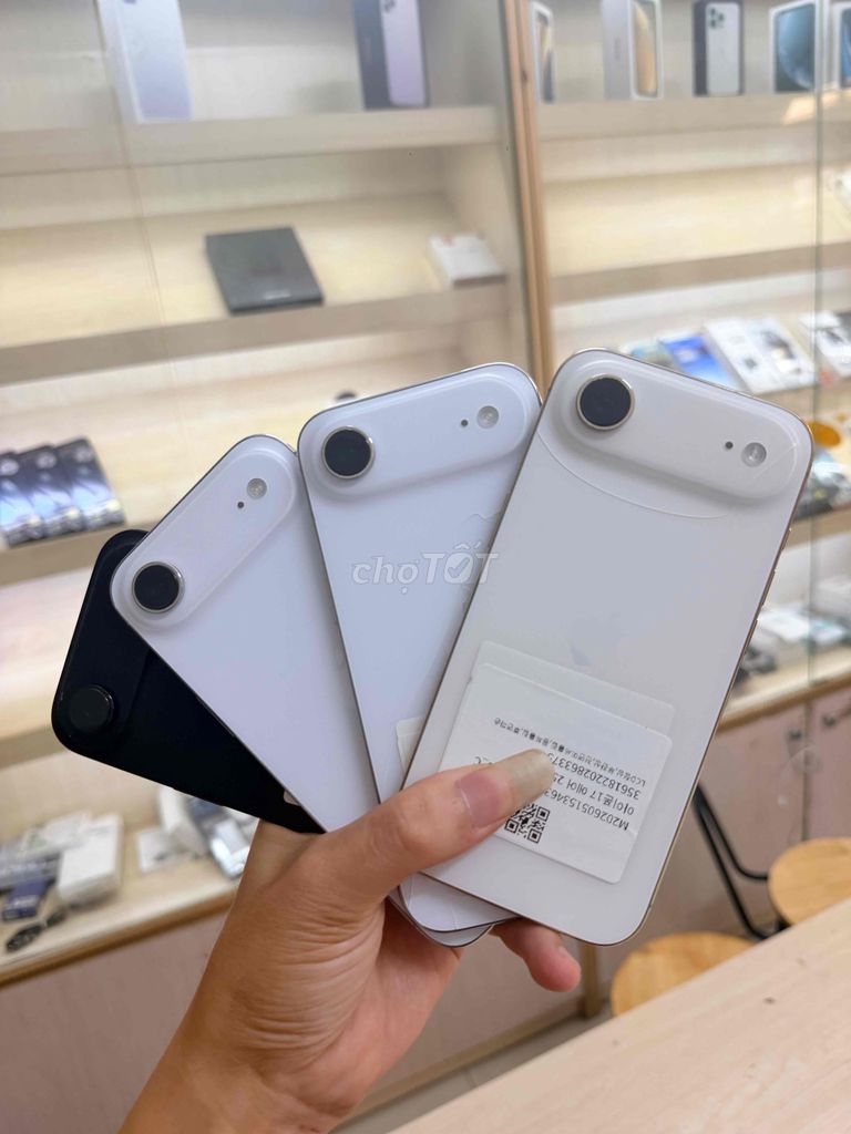 Apple iPhone 17 Air 256GB Đen, Trắng vỡ lưng. Mua bán Điện thoại tại Quận Hà Đông Hà Nội được đăng bởi Hai hình 1
