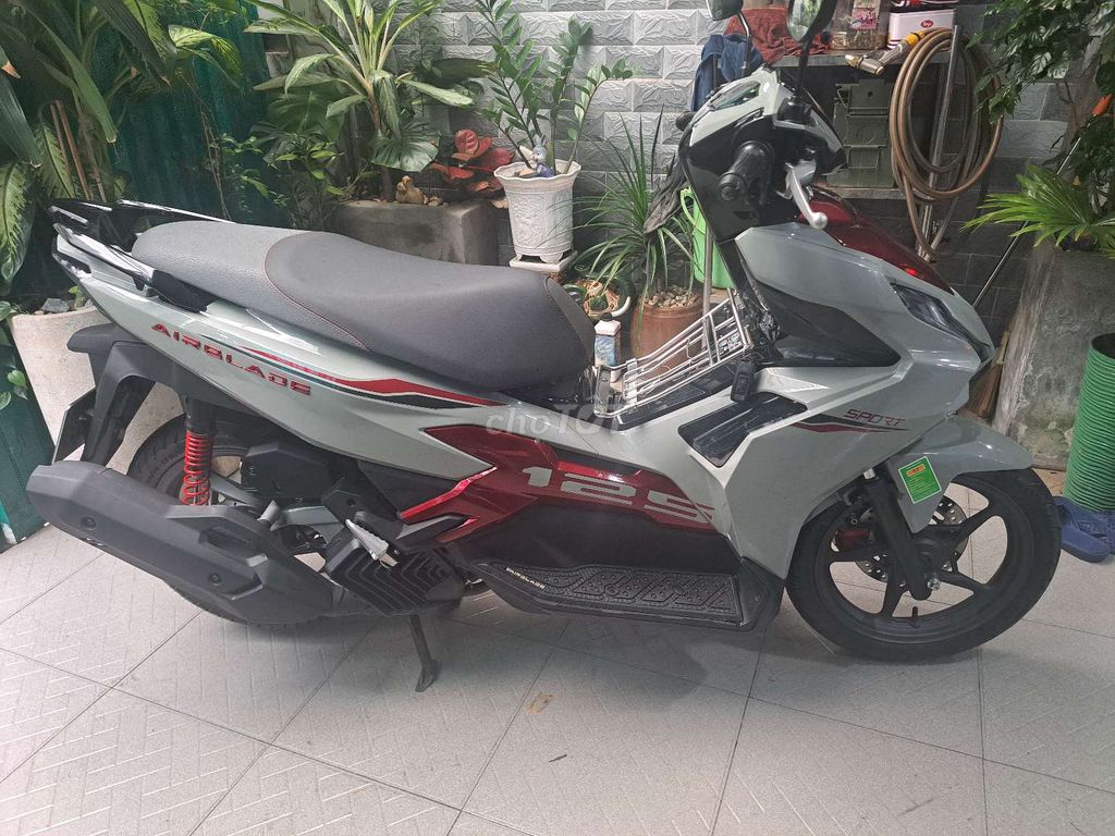 Bán Air Blade Bản Thể Thao 2025 xe Lướt mới 99%. Mua bán Xe máy tại Quận Bình Thạnh Tp Hồ Chí Minh được đăng bởi Thanh Luật hình 6