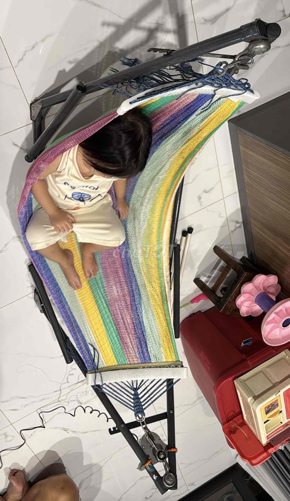 THANH LÝ VÕNG XẾP BAN MAI TỰ ĐỘNG ĐƯA CHO BÉ NGỦ