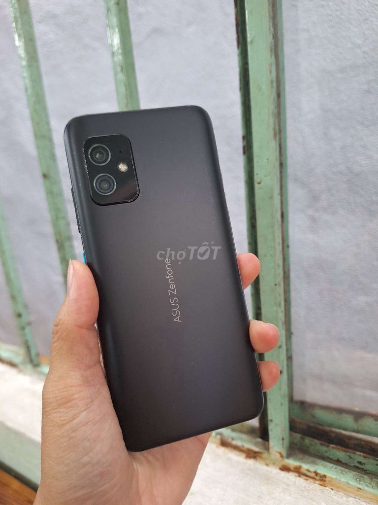 Asus Zenfone 8 128G/8G Snapdragon 888/ Amoled 120H. Mua bán Điện thoại tại Quận Hải Châu Đà Nẵng được đăng bởi lâm hình 1