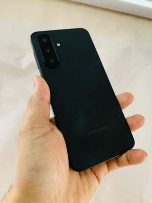 Samsung galaxy A17 8/128 cbh 10/2026. Mua bán Điện thoại tại Quận Ninh Kiều Cần Thơ được đăng bởi shop một chín tám tám