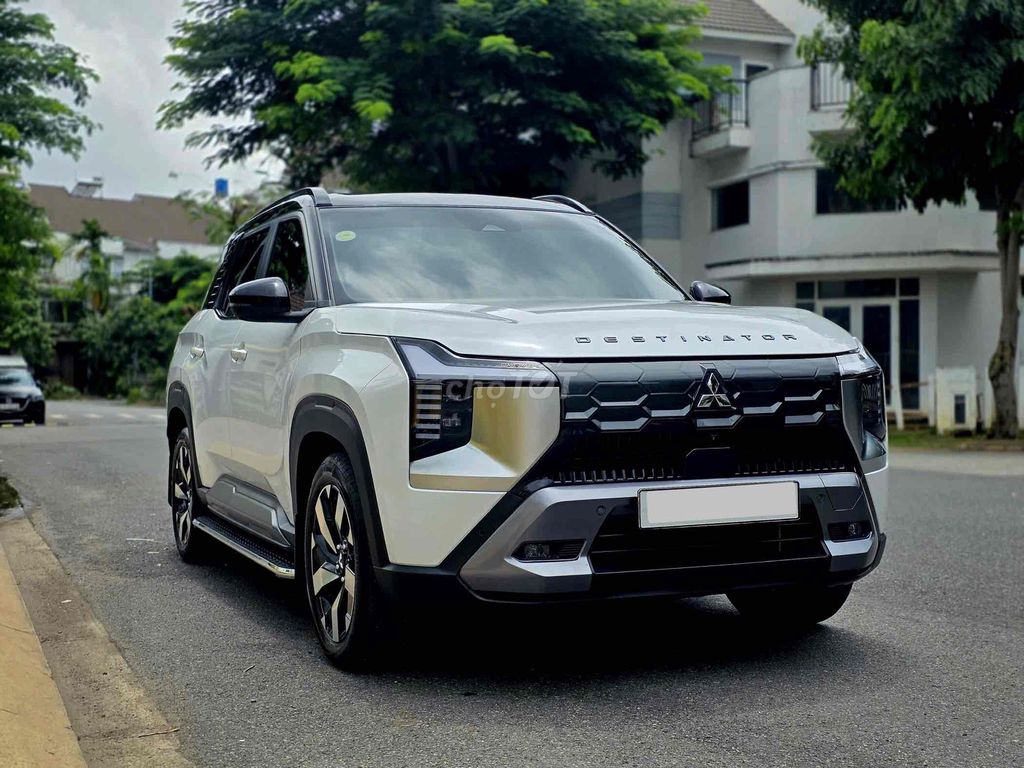 Mitsubishi Destinator Ultimate 2026