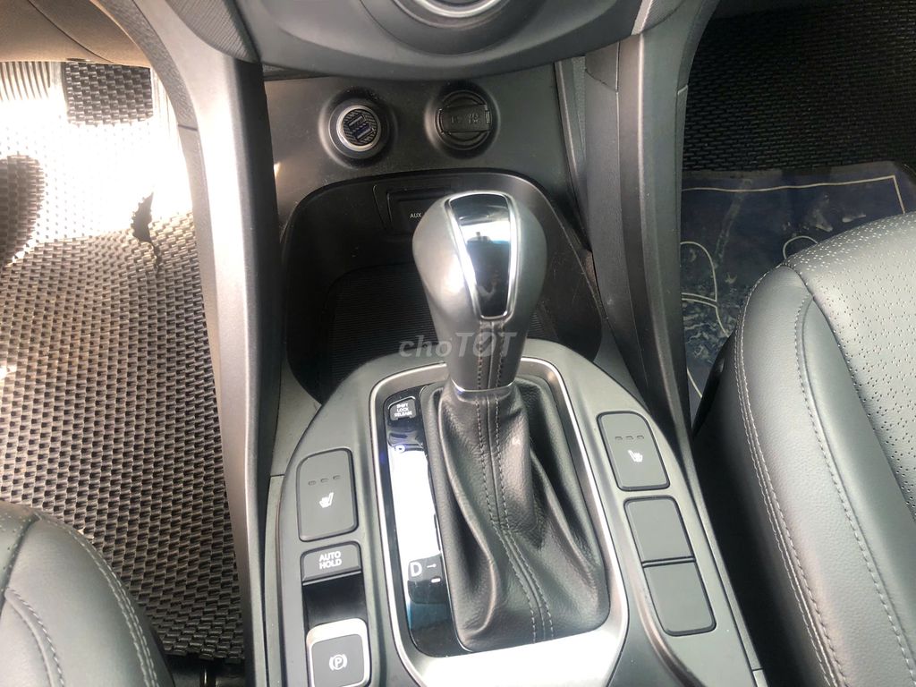 Hyundai Santa Fe 2015 2.2L 4WD - 41000 km. Mua bán Ô tô tại Huyện Hóc Môn Tp Hồ Chí Minh được đăng bởi Huy Hyundai hình 7
